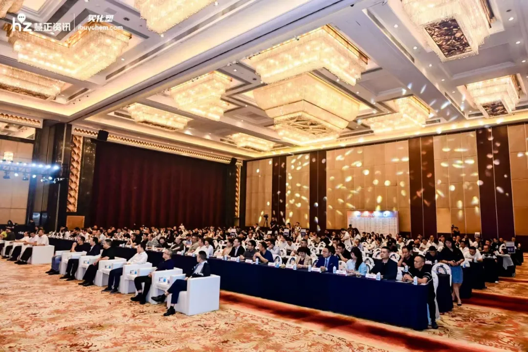 领鹊科技荣膺“建筑机器人突出影响力品牌”大奖